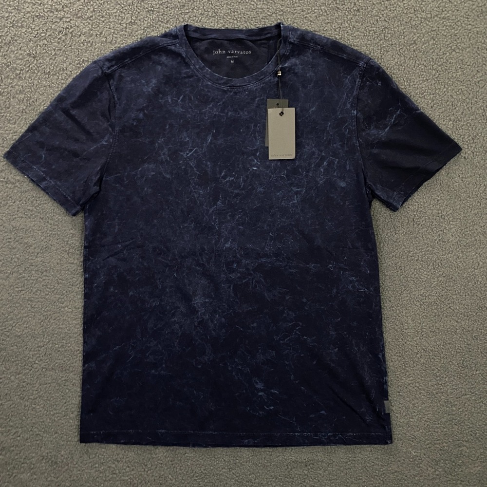 John Varvatos Enzo Crew T-shirt Mens Medium Navy Blue Washed Marble Grunge NWT - Picture 3 of 13